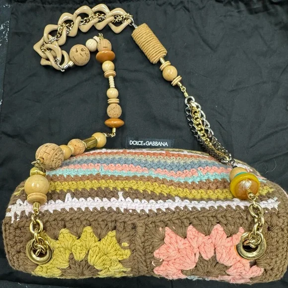 Dolce & Gabbana Handbag - Picture 4 of 10